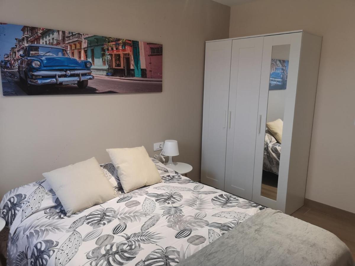 Hostal Mari En La Laguna, Alquiler Habitacion Privada En Hostal, 6 Habitaciones Cerca De La Universidad Y Aeropuerto Norte, 3 Banos Compartidos La Laguna  Eksteriør billede